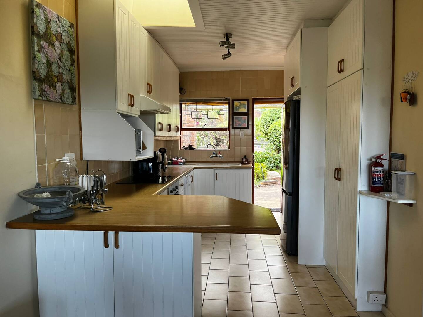 Rosemary’s Cottage thumbnail 6