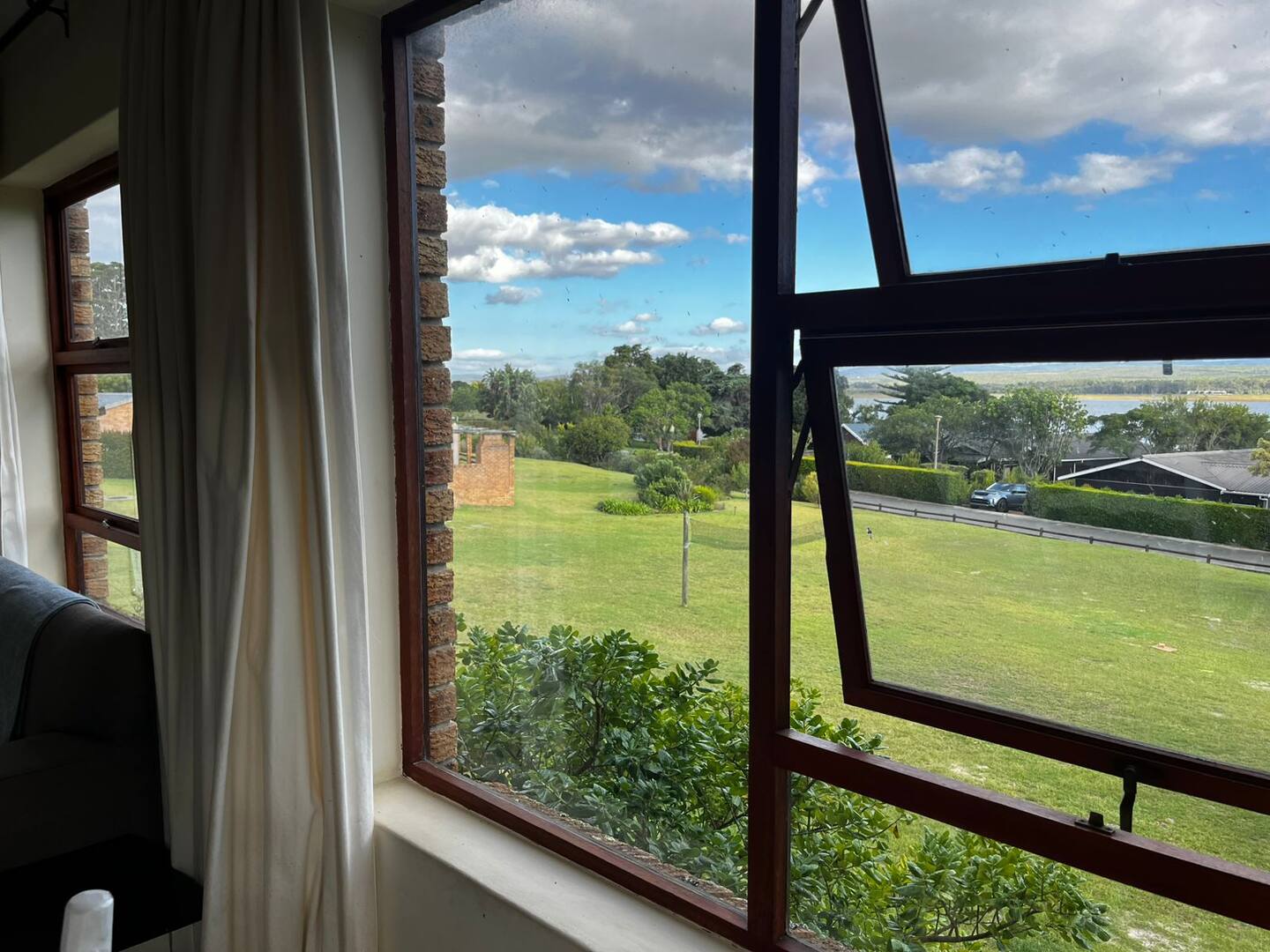 Rosemary’s Cottage thumbnail 15