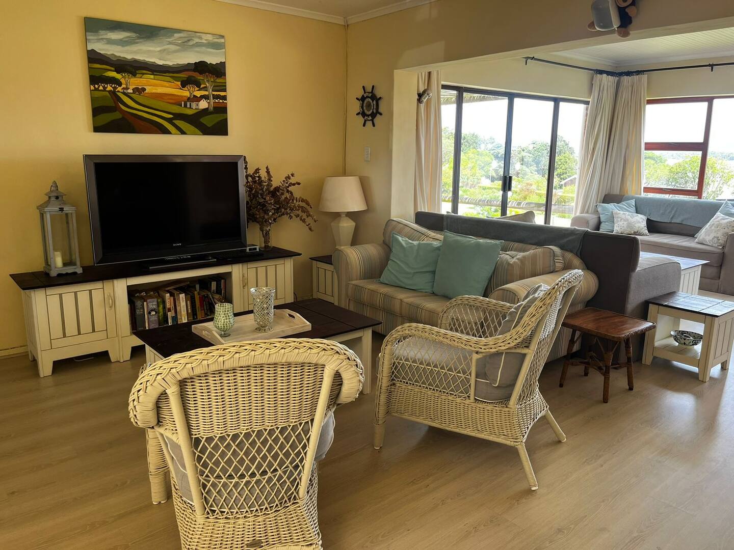 Rosemary’s Cottage thumbnail 4