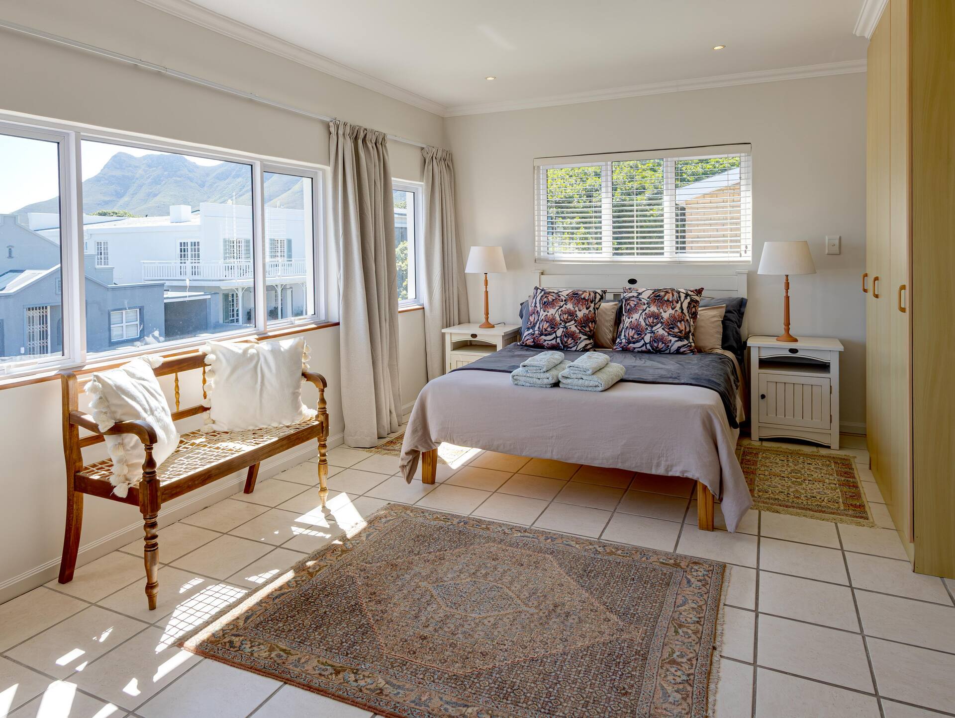 Green Street, Blue View – 3 bedroom self-catering holiday home in Onrus, Hermanus thumbnail 11