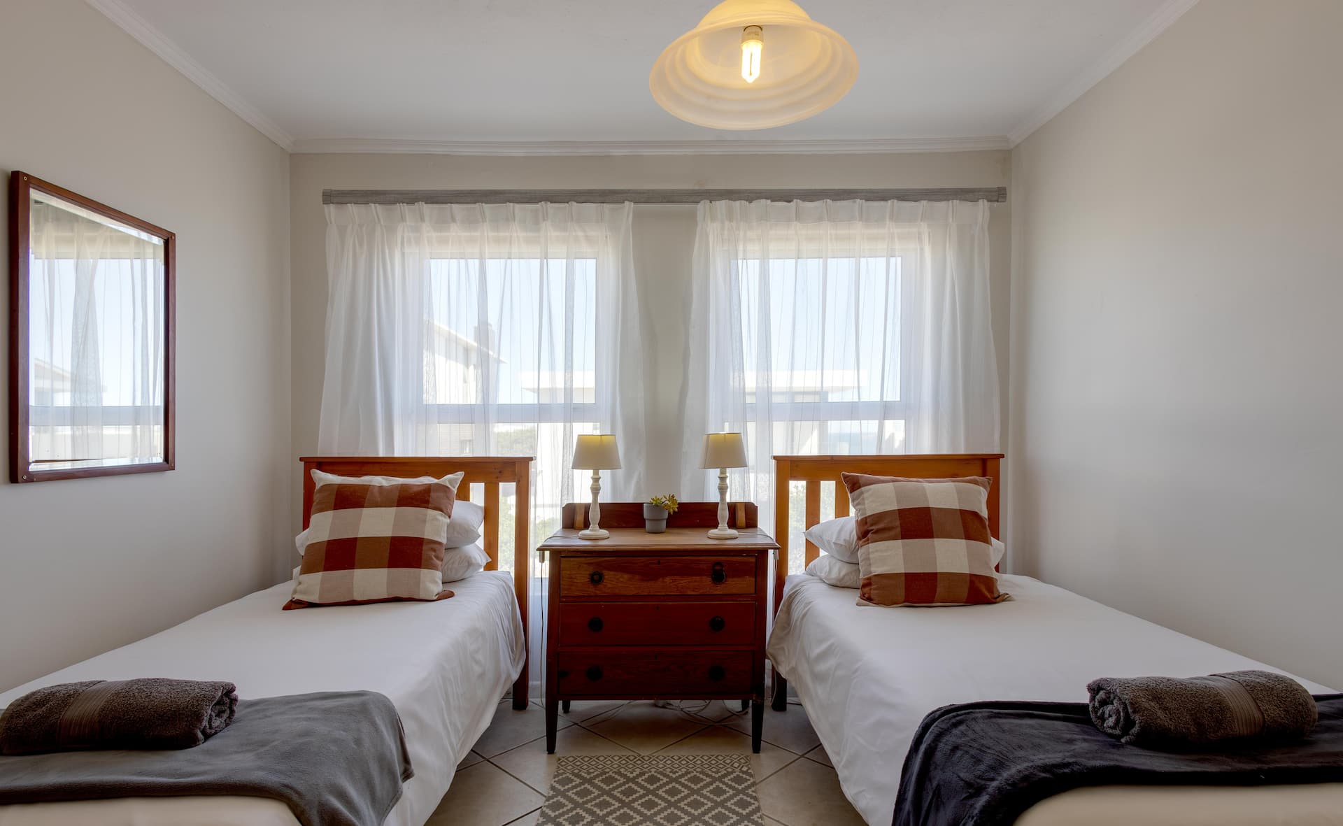 Green Street, Blue View – 3 bedroom self-catering holiday home in Onrus, Hermanus thumbnail 16