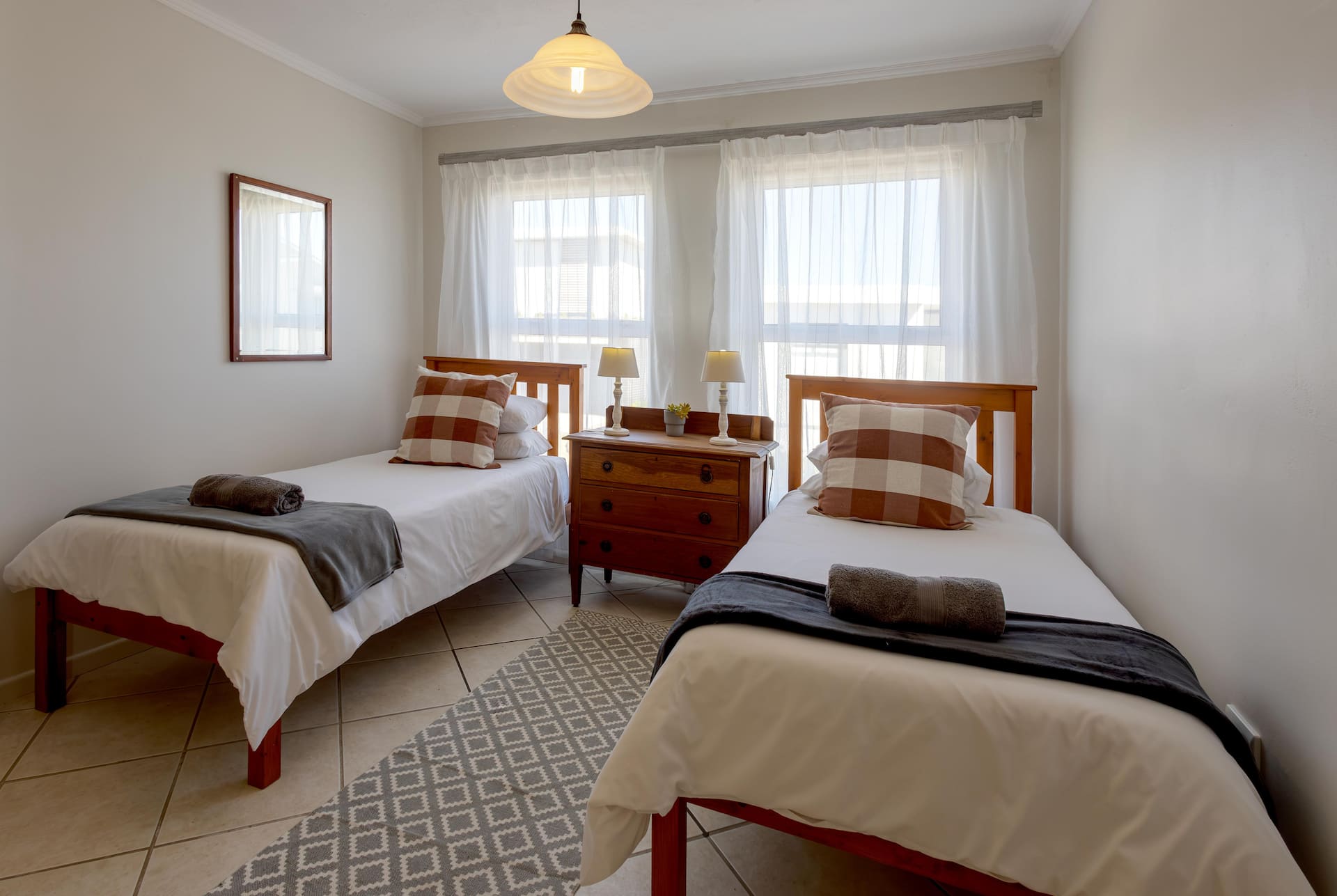 Green Street, Blue View – 3 bedroom self-catering holiday home in Onrus, Hermanus thumbnail 17
