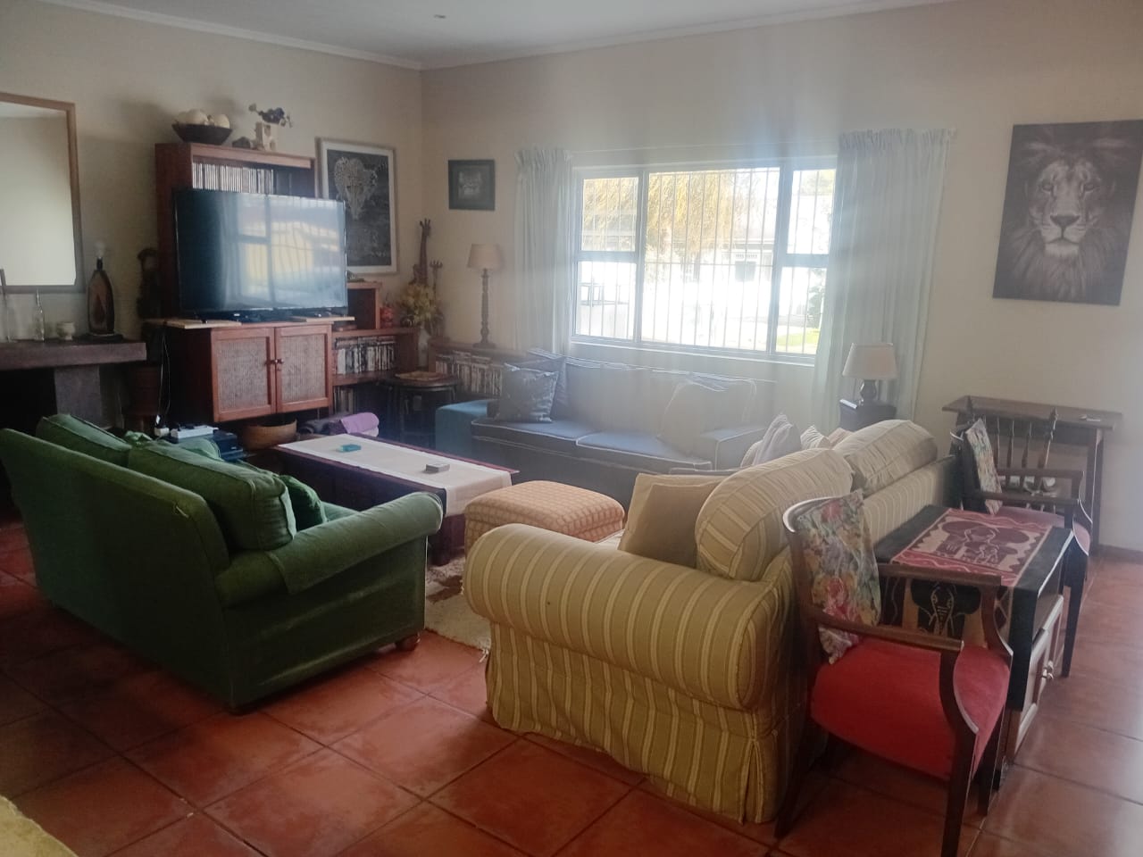 Out of Africa, Sandbaai thumbnail 16