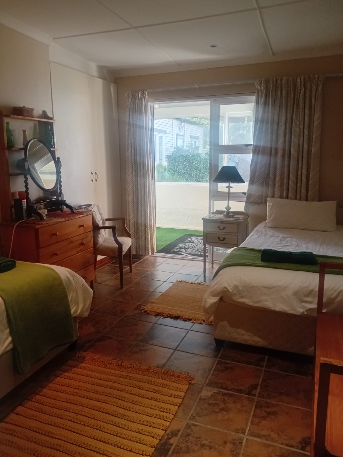 Out of Africa, Sandbaai thumbnail 12