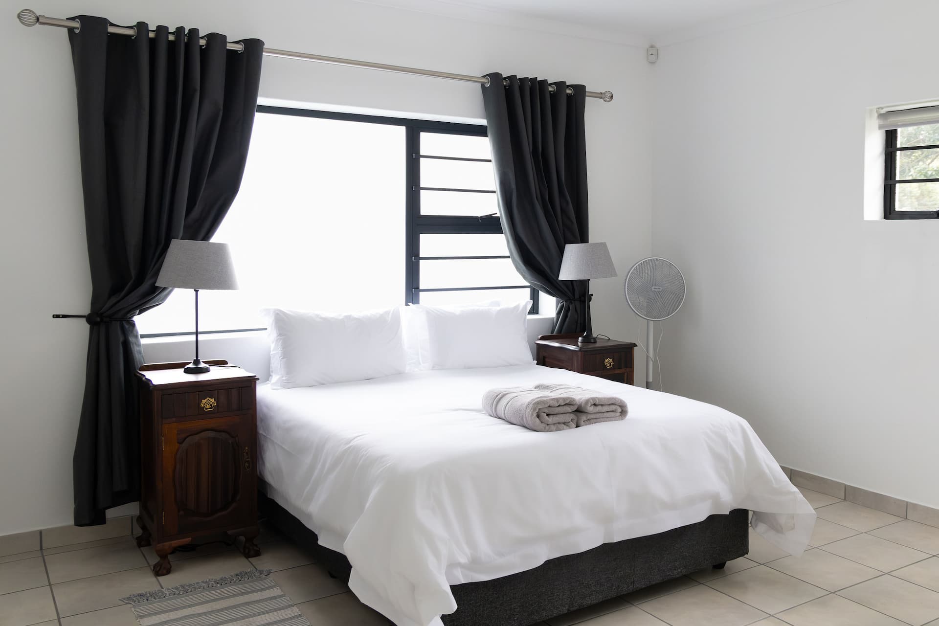 Serenity – 3 bedroom holiday rental in Vermont, Hermanus
