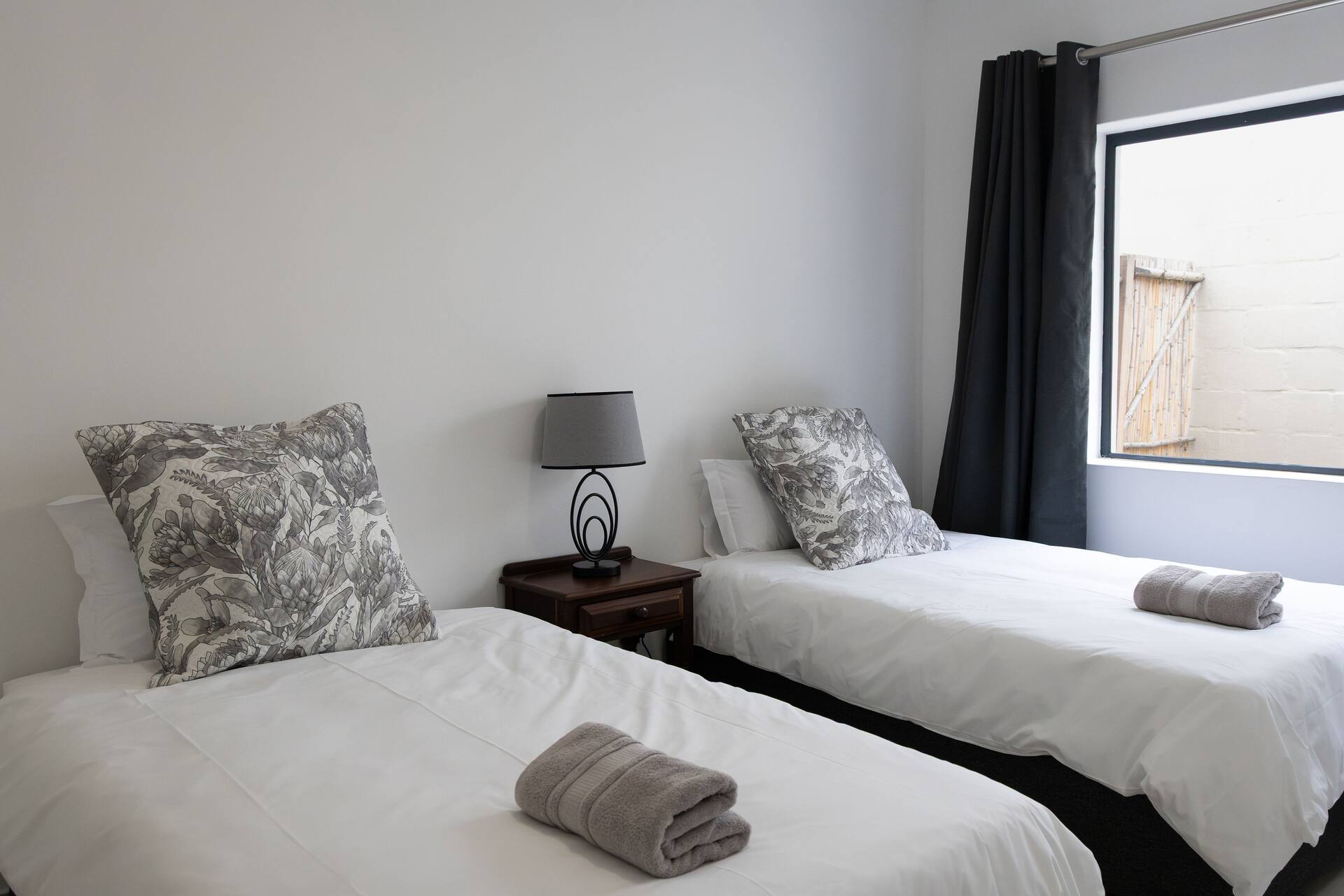 Serenity – 3 bedroom self-catering holiday home in Vermont, Hermanus thumbnail 19