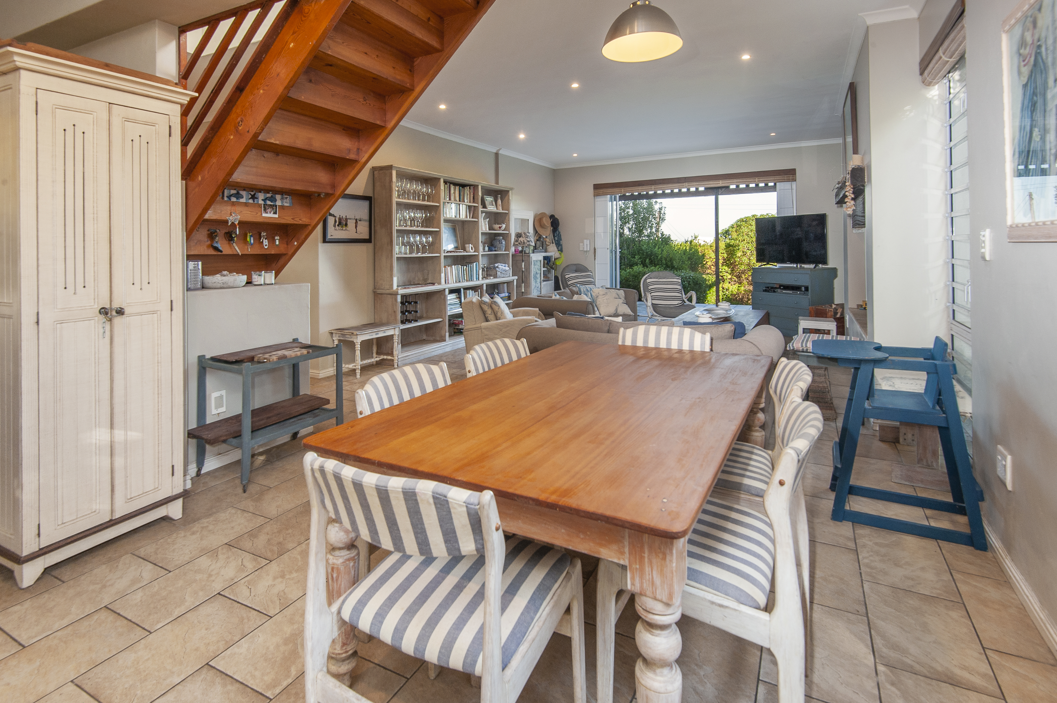 Whispering Waves thumbnail 5